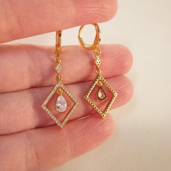 18K Gold Filled Diamond Topaz Zircon Earrings GF - Picture 3 of 3